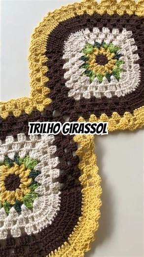 Sunflower table runner #crochet #crocheting #crafts #viral #shorts