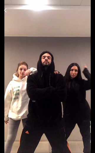 @M. Constanza Romero . . . . #azereje #acerejechallenge #acereje @elbailandooficial @América Televisión @marcelotinelli