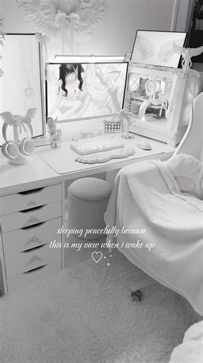 i lovee my cozy bed and angel setup🪽་༘࿐ #whitesetup #girlsetupgaming #girlsroom #princessroom #gamergirl