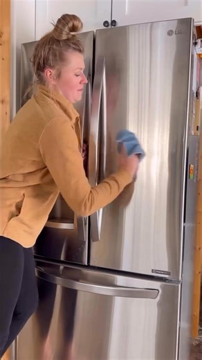 1.2K views | Stainless Steel HACK! Using pledge keeps your stainless...