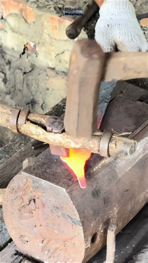 How to Make a Machete Handle from Bearing Material