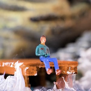 59K views · 153 reactions | Crafting a miniature lighthouse out of recycled materials! | 5-Minute Crafts Play | Facebook