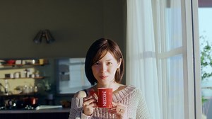 松浦亜弥の現在は3人の子育て中！旦那は橘慶太！CM出演で歌手復帰期待！インスタでも公開中？気になる女性アーティストの結婚事情も！