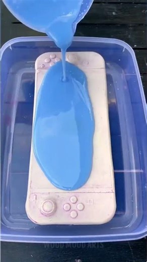 She Made a Custom Silicone Case for Her Nintendo Switch! 🎮✨