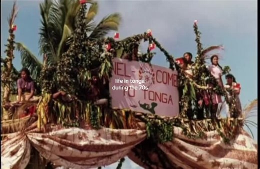 ⏳We go back in time to our beautiful Kingdom of Tonga 🌺🧐🏖🇹🇴 Click https://tongatourism.travel/ for more information on travelling to our paradise. Malo @otufelenite for such a beautiful video #Tonga #IslandParadise #VisitTonga #SouthPacificEscape #ExploreTonga