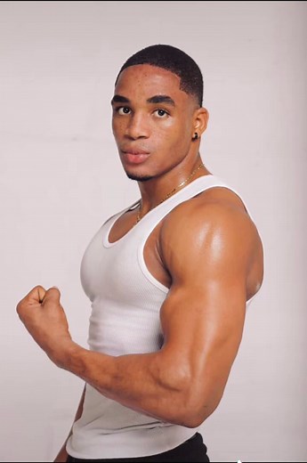 The model🔥❤️🔥🥰#viral #manquin🔥❤️ #model #manquinpeyi #manquinpeyi #10000vues #videoviral #manquin #sovepeyinou✊🏼✊🏼🇭🇹🇭🇹🇭🇹