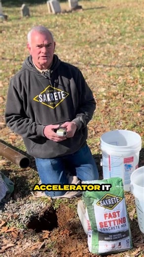 #Sakrete Pro Tip: Use warm water to ensure your posts set in cold weather. 💧 According to the American Concrete Institute, 50 degrees is the minimum temperature for pouring concrete. Mix your concrete with warm water from the tap to help it set correctly. 🧪 Chemical accelerators can damage metal fences. Warm water is a safer option for a variety of fence materials. When it's concrete time, it's #SakreteTime. Use the link in our bio to access project guides, calculators, and advanced concrete p