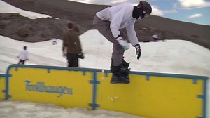 The Craft snowboard is Nils Mindnich and Jesse Pauls' ride-anything machine. Equipped with Rock Out Camber and EQ Rad to enable edge control with the ability to press. The Popster construction gives extra snap off the lip of jumps and Royal Rubber Pads soften stomped landings. The Craft is the cure all for your freestyle pursuits at a no-brainer price. | Salomon Snowboards