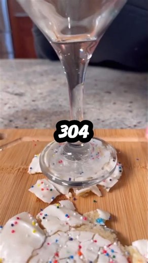 My Apartment Number Changed OvernightI live in apartment 304.At least, I did.