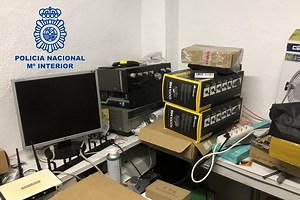 La Policía cierra una red de IPTV que estiman que ganaba un millón de euros al año