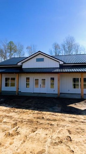 🚪Step inside our Cottonwood plan and see what sets The Barndo Co. apart. 🏡 This walkthrough isn’t just about a floor plan—it’s about possibility. From thoughtful layouts to premium finishes, we build homes that reflect your style, your needs, and your future. ✨ Custom design you dream home or pick from our stock plans ✨ Real value ✨ Built for the life you actually live Ready to turn your vision into reality? Let’s build your dream barndo on your lot in SC, NC or TN. 📩 Contact us today to get