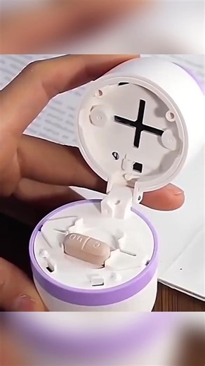 ✨ Say goodbye to struggling with large pills! 💊 Our Pill Cutter & Splitter makes dosing precise and safe. 🌟 With a hidden blade, safety lock, and easy-to-use design, it’s perfect for seniors and caregivers. 💯 Durable, easy to clean, and portable—keep your pills organized and life simple! 🛒 | Proceedingt.CE03