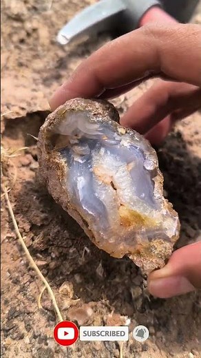 Blue Agate with a Hidden Geode Inside! 💙✨ #mining #gemstone #crystals #digging #rockhunter
