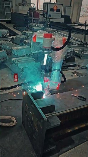 Cobot-Assisted Welding for Steel Structure Columns in Factories #weldingcobot #cobot