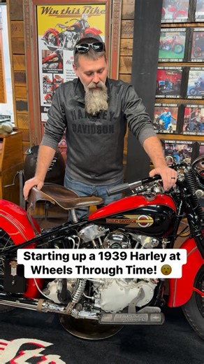Starting up a 1939 Harley-Davidson at Wheels Through Time! | CycleDrag