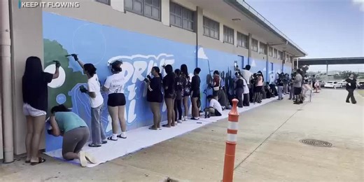 New ‘Drive With Aloha’ mural underway at Kapolei High School