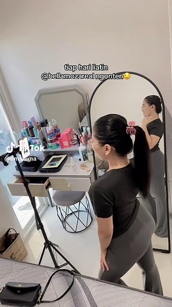 Bella Mozza Live: Seru dan Menghibur!