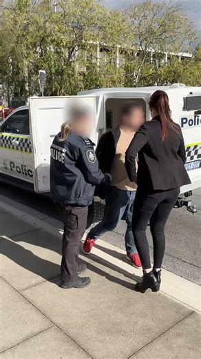 A 36-year-old Bruce man will face almost 70 violence and sexual offence charges after police executed a search warrant at his home and arrested him yesterday.More: https://t.co/wzYNOBeb9o