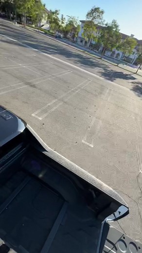 How to Remove Hummer EV Pickup Roof Panels