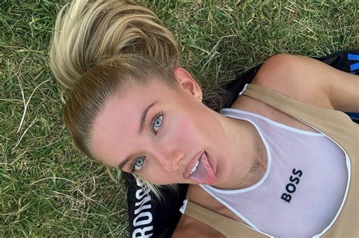 Alica Schmidt Keeps It Hot With Intense Training Sessions!