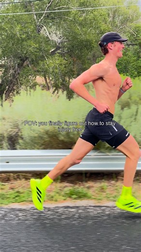 Full workout:- Clamshells: 3x20 each side- Back Squat: 3x6 heavy- Lat Pull Downs: 3x10 heavy- Poloquin Step Ups: 3x10 each side — focus on not letting your knees cave inward- Shoulder Press: 3x8- Box Jumps: 3x8- Single Leg Calf Raises: 3x15- Planks with Leg Lifts: 2x10 each side- Side Planks: 2x30s each sideMost runners know they should lift… but then get overwhelmed with all the noise.This a simple full-body strength day I’m using while marathon training. I hit just 2 full body workouts a week.