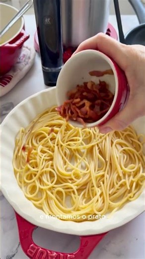 A verdadeira carbonara italiana (sem natas) que te vai surpreender 🤯🍝