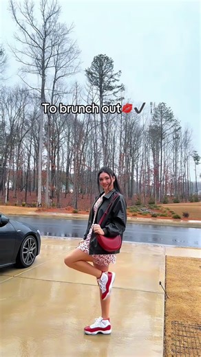 Jayla on Instagram: "Make time fa it😚 #explorepage #fitcheck #running #explore #reels"