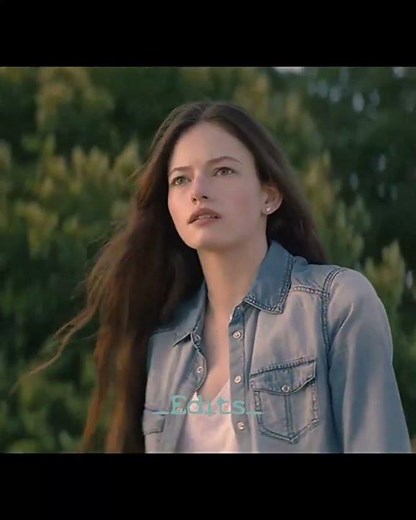 Renesmee & Jacob II Your werewolf form doesn’t scare me—it’s the most beautiful thing I’ve ever seen