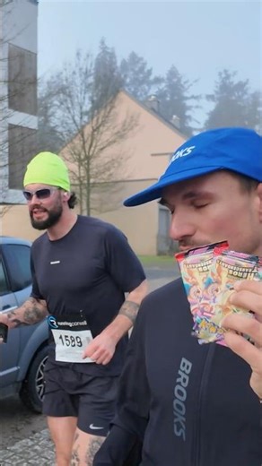 I'm opening Pokémon booster packs while running a 5K with @LeBouseuh 😂🏃🏽‍♂️ #run #running #pokemon