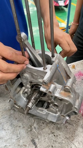 1.4M views · 10K reactions | The first version of the engine using CNC connecting rods #takorai_team #ช่างยนต์เทคโนโคราช #nook_setup | Takorai Team | Facebook