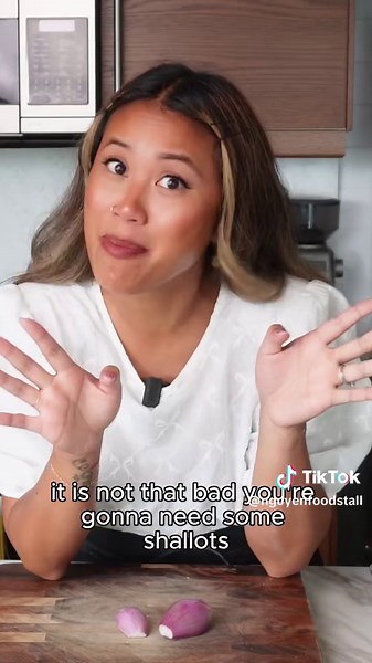 ✨I present you my BUTTERY, GARLICKY, and OH-SO-DELICIOUS VIETNAMESE PÂTÉ (chicken liver spread) 🤤 Your bánh mì is not complete without this KEY component: Pâté!! Such simple ingredients made into a spread with so much flavour and depth. SPREAD THE LOVE YA’LL ❤️😋 ✨I’ll be releasing a brand new YouTube video first thing tomorrow morning with the FULL DETAILS for this recipe. Look out for the post tomorrow morning 🥰 In the meantime, save this list of ingredients to get you prepped! 📍INGREDIENTS