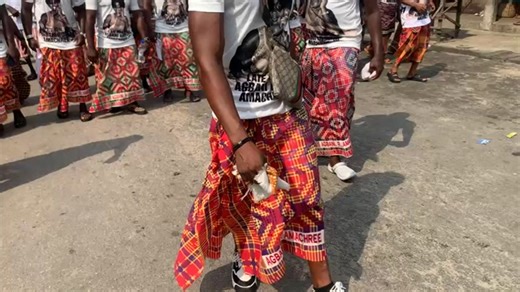 The funeral procession for the late Hon. Mrs. Agbani Roseline Amachree JP (aged 80), from Buguma City, Asari-Toru LGA, Rivers State, is currently underway her Port Harcourt residence from the Morgue on this day, December 19, 2025, with Children, Relatives and Hordes of Sympathizers. | Kalabari TV