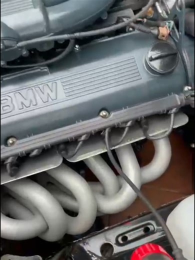 Exploring the E30 M20 Motor in the 325i