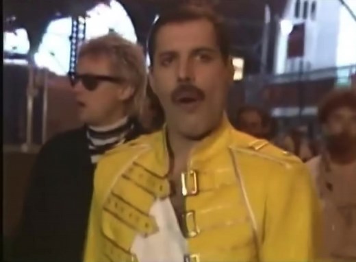 Casual Backstage Interactions with Bright Fashion Styles | TikTok