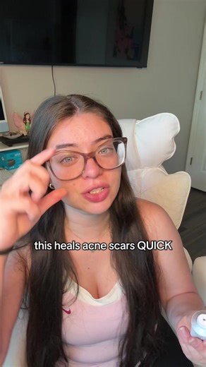 this mom basically saved me and my skin's life 😭 I have genuinely never seen something heal my acne scars so quick this stuff is literally magic #skincareroutine #acnescars #acneproneskin #acnetreatment #skincare