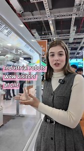 72K views · 740 reactions | An array of cutting-edge industrial robots on display at the 7th China International Import Expo (CIIE) has amazed visitors. Join Xinhua's Zuzanna to have a close look at their fabulous wine-shaking skills. #GLOBALink | China Xinhua News | Facebook