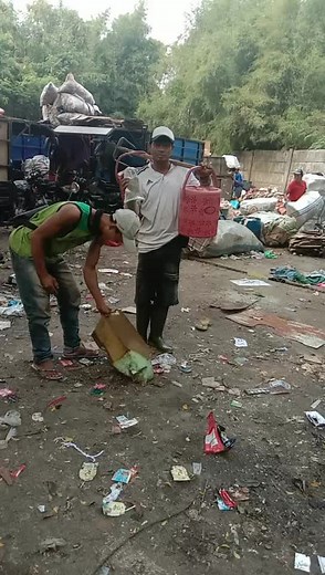 Waste Sorting Techniques in Outdoor Collection Sites