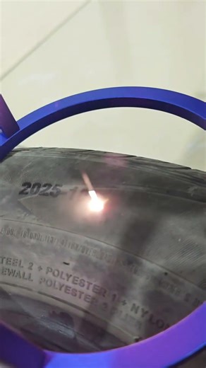 Hand-held laser marking machineMarkingmachinehandheldelectri... #Shorts #buwei01