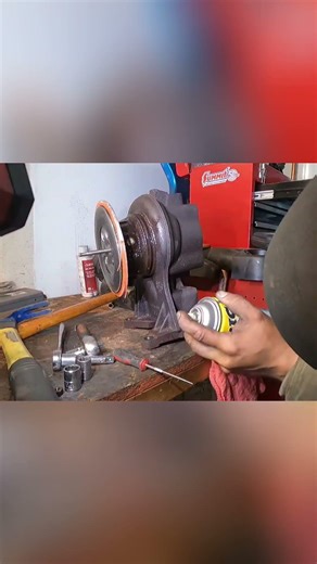 Easy T40 Torx Bit Removal: Quick Car Maintenance Tip #shorts