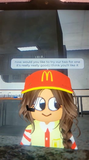 me if i was working in McDonald's #roblox