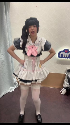 メイドカフェでのダンスタイム｜めいどりーみん福岡・小倉の魅力