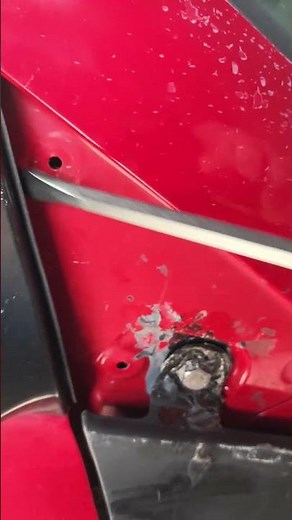 how to replace a Honda Civic coupe fender trim cover