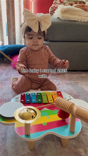 #CapCut My baby grew so much this year! 2025 her year of discovery! Looking forward to watching her grow even more in 2026! #babyistarted2025with #nye #goodbye2025 #cutetoddlers