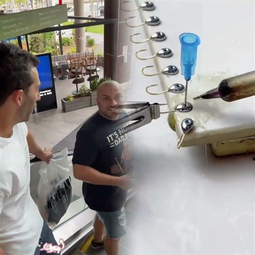 How to mess with your mates Clothes! 😂#prankwar #fashion #funnyvids #fails #foryou