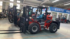 [Hot Item] 3500kg All-Terrain Forklift: Optimal Solution for Rough Terrain Material Handling