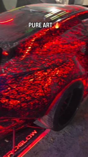 This is PURE ART 🔥 Ben @themagicman_go went all out with this insane carbon fiber design! Tell us what you think of it in the comments! | Elite Body Shops