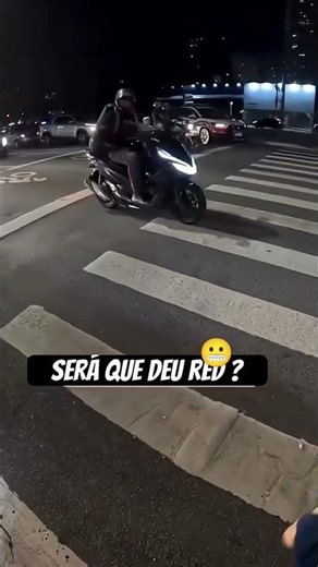 vish deu red #automobile #enquadros #policia #moto #escapeesportivo #motoboy