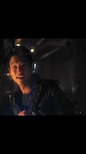 Minho Turning on Light Switch Scene in Maze Runner