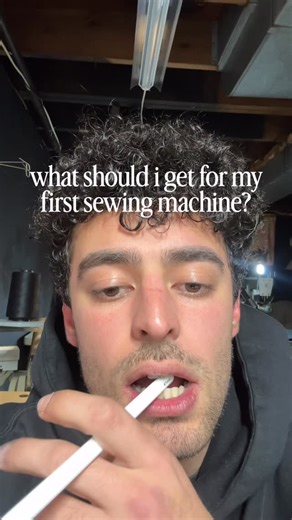 Woof on Instagram: "The best beginner sewing machine… WHATEVER YOU CAN AFFORD Trust me, as long as it functions as it should, your first machine doesn’t really matter.. Unless it’s an industrial machine with clutch motor, I’d recommend against that. Otherwise, any domestic machine will do fine. I think most sewers would agree with me that most of the fancy settings on new machines are pretty useless, and they aren’t going to change how you learn. Just get the ball rolling, get the basics down. B
