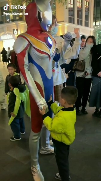 Kostum dan Cosplay Ultraman Dyna yang Menghibur